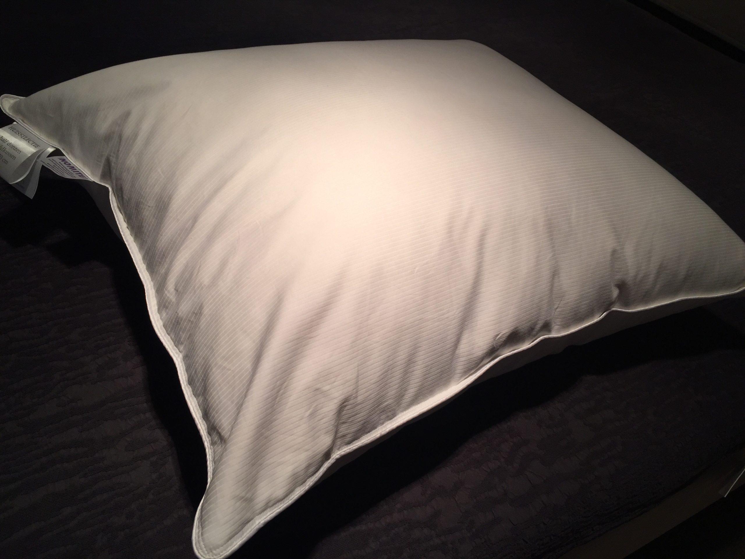 15% eendendons kussen met perkal katoen tijk 15% eendendons kussen met perkal katoen tijk